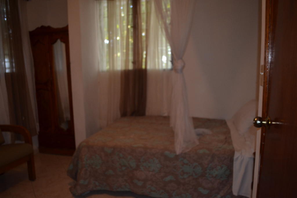 Pacot Breeze Hotel Musseau Exterior foto